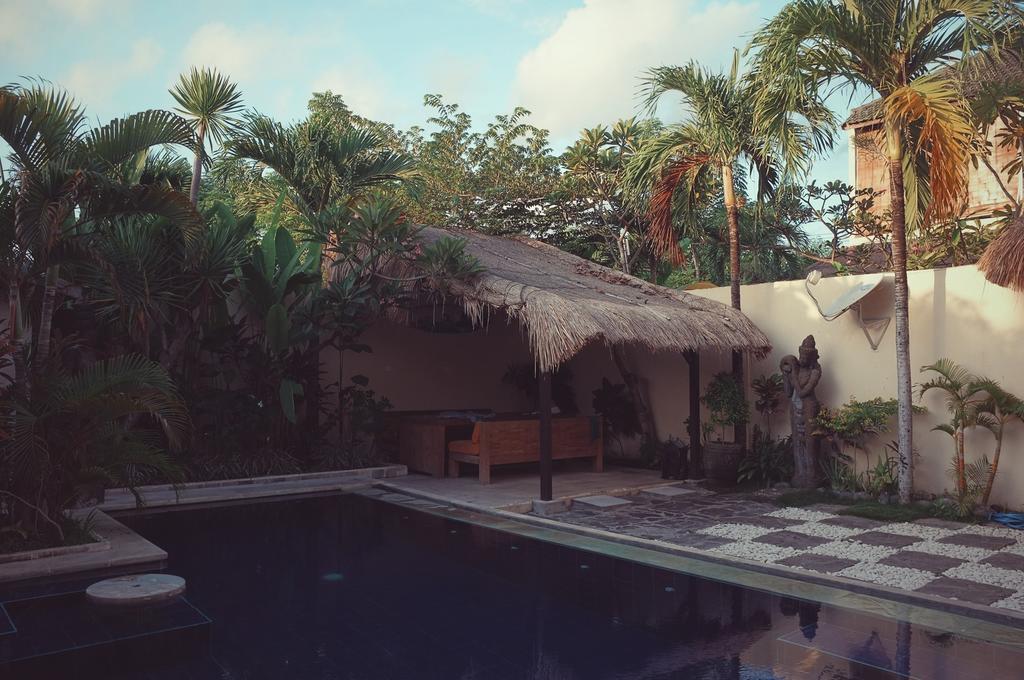 Berawa Beach Surfstay Canggu  Exterior photo