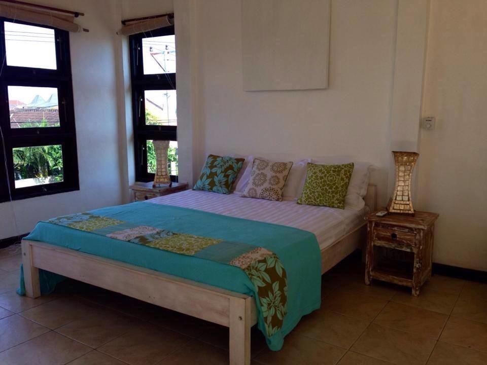 Berawa Beach Surfstay Canggu  Exterior photo