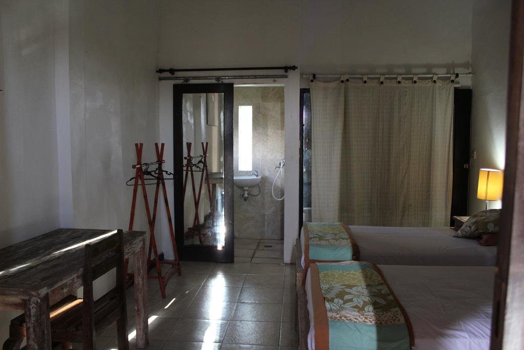 Berawa Beach Surfstay Canggu  Exterior photo